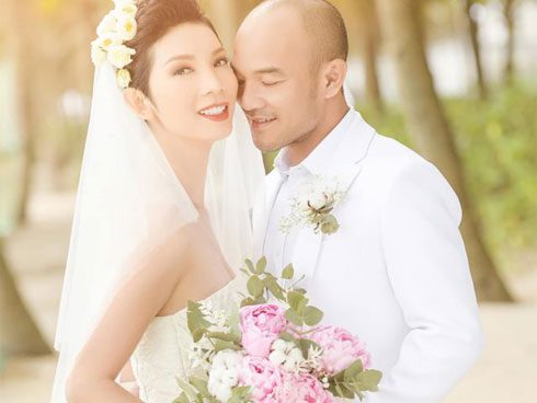 Xuân Lan tiết lộ cận cảnh cặp nhẫn cưới kim cương tinh xảo với ông xã Việt kiều nhưng gây tò mò nhất là giá tiền-5