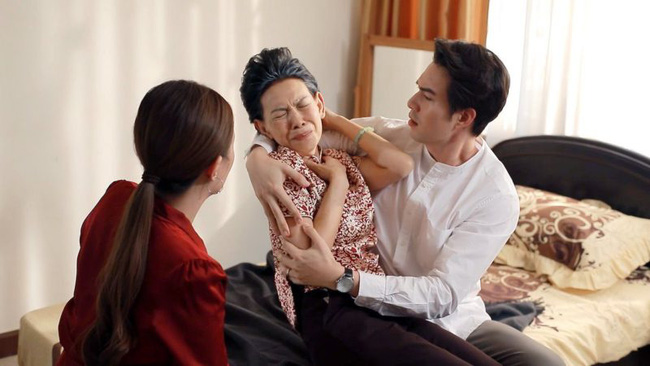 Nhà trai vui vẻ đồng ý tiền thách cưới 500 triệu, đến ngày nhà gái chuẩn bị cỗ bàn ê hề nhưng khi chú rể vừa xuất hiện mẹ cô dâu đã ngất ngay tại chỗ-2