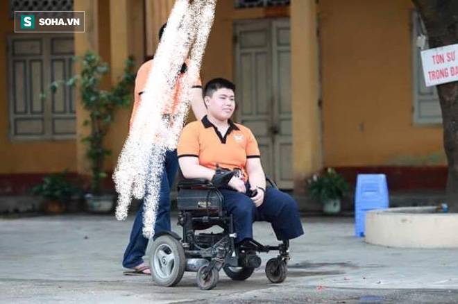 Gặp tai nạn tàu phải cưa hai chân, chàng trai 20 tuổi có màn lột xác khiến tất cả kinh ngạc-2