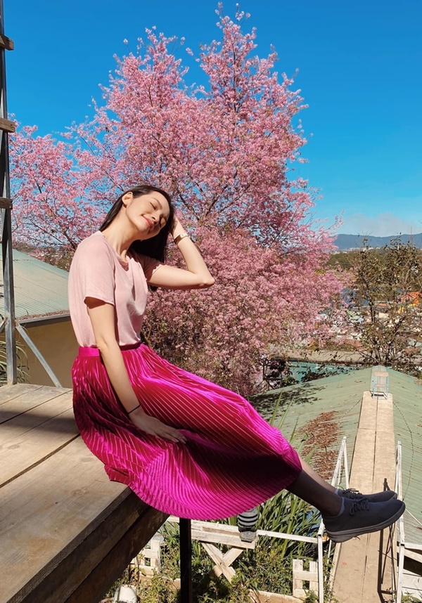 Trúc Diễm vi vu Đà Lạt ngắm mai anh đào-3