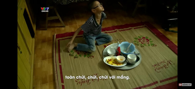 Bị đánh mắng suốt ngày, cô bé 10 tuổi quay clip uất hận: Mẹ tôi là một người độc ác, tôi muốn tìm mẹ ruột, mẹ chỉ thương em trai-1