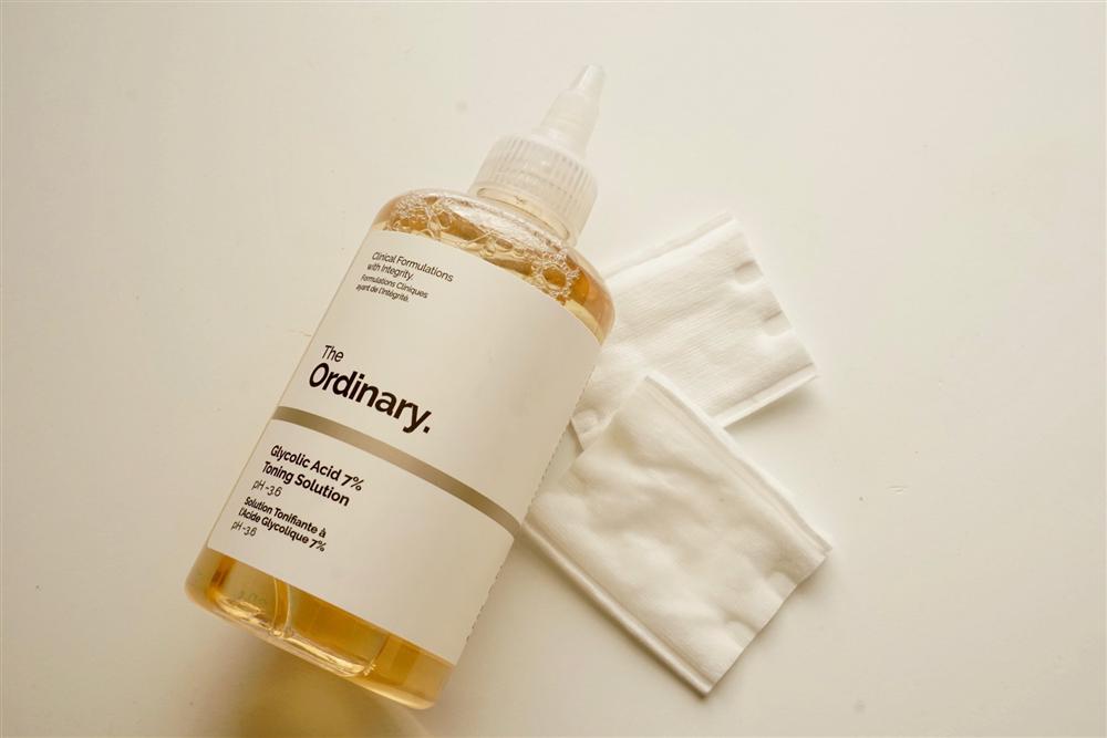 7 loại toner giúp làm sạch cặn bẩn trên da, thực sự thần kỳ để giúp da đẹp rực rỡ đón Tết-4