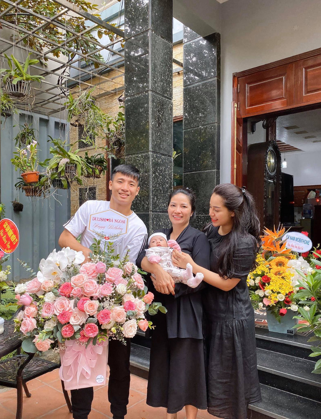 Duy Mạnh - Tiến Dũng thường ngày đã giỏi giang nay lấy vợ là tiểu thư nhà giàu nữa tài sản còn khủng cỡ nào?-9