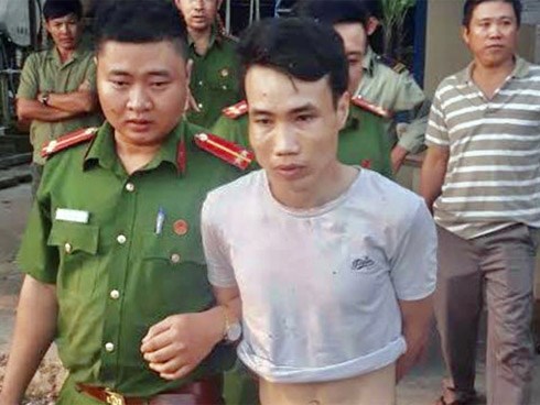 Người đàn ông ở Bình Dương sát hại vợ cũ vì con không cho hôn