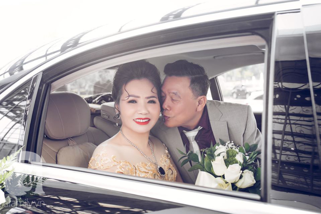 Đám cưới vàng thực sự đây rồi: Đẳng cấp sang-xịn-mịn chưa đủ để diễn tả bởi ý nghĩa sâu xa của cặp đôi U60 này mới chất-8