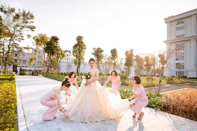 Đám cưới vàng thực sự đây rồi: Đẳng cấp sang-xịn-mịn chưa đủ để diễn tả bởi ý nghĩa sâu xa của cặp đôi U60 này mới chất-14