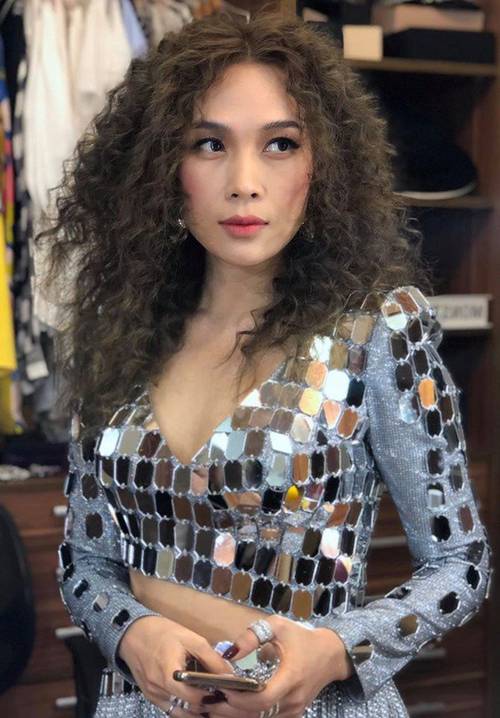 Khi Mỹ Tâm đón năm mới bằng diện mạo mới, fans chỉ biết thốt lên Chị đẹp muôn năm-1