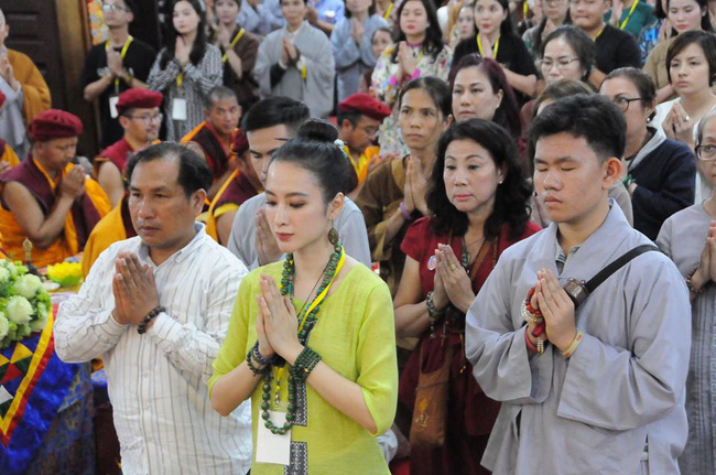 Từ cô nàng thị phi, Angela Phương Trinh bất ngờ tuyên bố ăn chay trọn đời sau thời gian dài ở ẩn-2