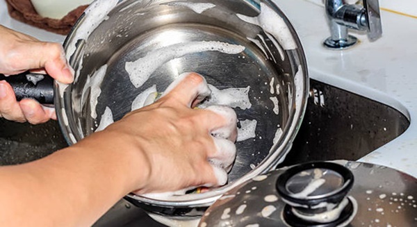 4 việc trong khi nấu nướng có thể làm tăng nguy cơ ung thư nhưng nhiều người vẫn làm-4