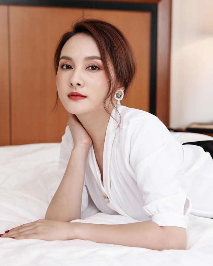 Nhã Phương, Lan Ngọc và mỹ nhân Việt bước sang tuổi 30-4