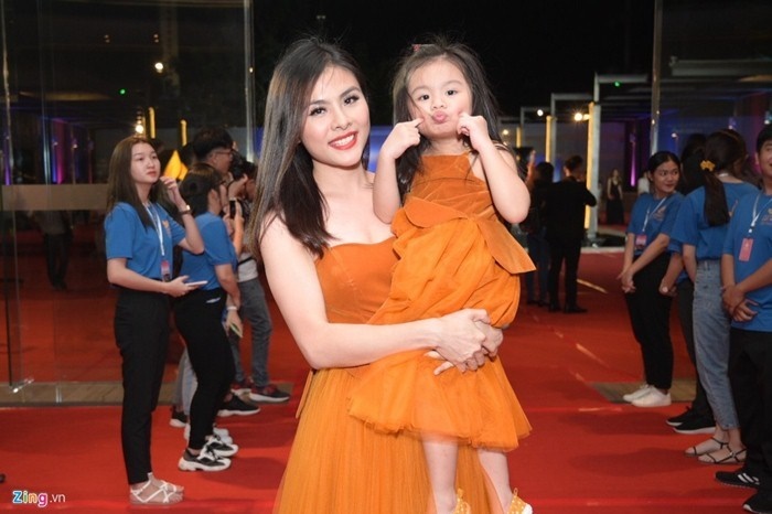 Nhã Phương, Lan Ngọc và mỹ nhân Việt bước sang tuổi 30-5