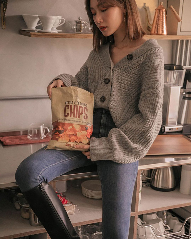 Cho những ngày không quá lạnh: 12 công thức diện đồ nhẹ nhàng mà chẳng phong phanh, độ sành điệu thì miễn lăn tăn-12