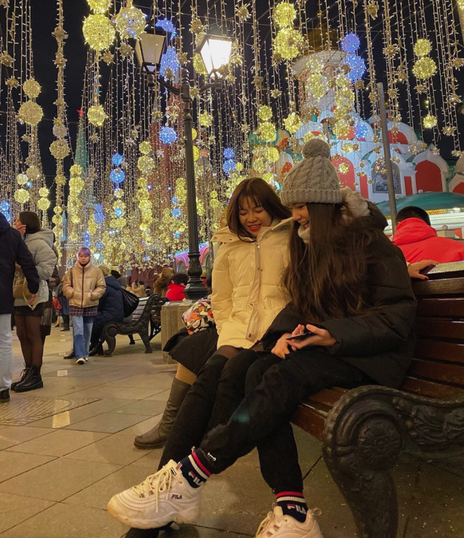 Tấm ảnh đầu tiên Yến Xuân xuất hiện cùng gia đình Lâm Tây, lại còn được chính em trai bồ đăng lên: Được lòng thế này chắc cưới sớm thôi!-2