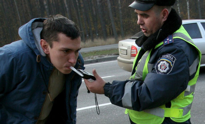 Dân tình đua nhau tìm mua máy đo nồng độ cồn cầm tay, nhưng hãy cẩn thận với các thiết bị siêu rẻ này-5