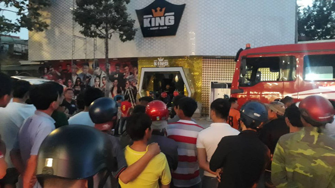 Sập trong vũ trường King Night Club: Đã đưa được thi thể nạn nhân ra ngoài-5