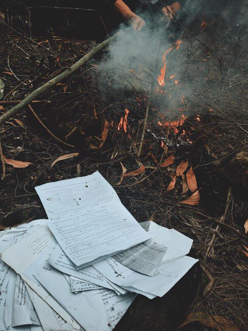 Gửi gắm kiến thức vào tập đề cương, tới khi lệch tủ nữ sinh tái sử dụng vào 1 việc khiến dân mạng phục sát đất-1