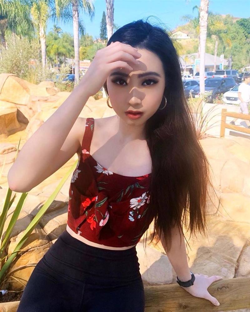 Mẫu nữ gốc Việt lên trang bìa tạp chí nổi tiếng Mỹ-9