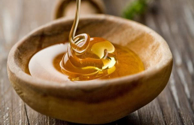 Con đường siêu bẩn sản xuất đường mạch nha: thành phẩm đựng bao cám lợn, người làm dẫm chân, khạc nhổ vào nguyên liệu-1