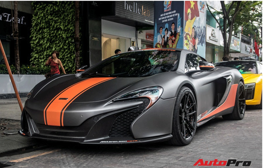 Những chiếc McLaren 650S Spider khoác áo độc lạ ở Việt Nam-13