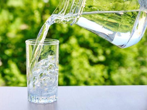 Cốc nước đầu tiên vào mỗi sáng rất quan trọng nhưng đặc biệt cần tránh 5 loại để không gây tổn thương sức khỏe-5