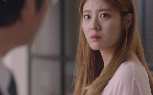 Nàng đồng tính đau đớn khi bạn gái tà lưa nam đồng nghiệp, hé lộ nguyên nhân vì sao các cặp đôi dễ toang khi mới đi làm-1