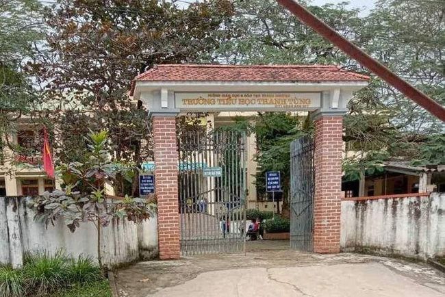 Giáo viên ở Nghệ An bỏ quên học sinh trong nhà vệ sinh, 2 tiếng sau gia đình đến đón mới ngỡ ngàng phát hiện sự việc-1