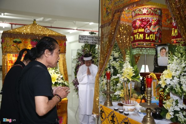 Vợ cố nghệ sĩ Chánh Tín: Anh nói tim thắt lại, đau quá-3