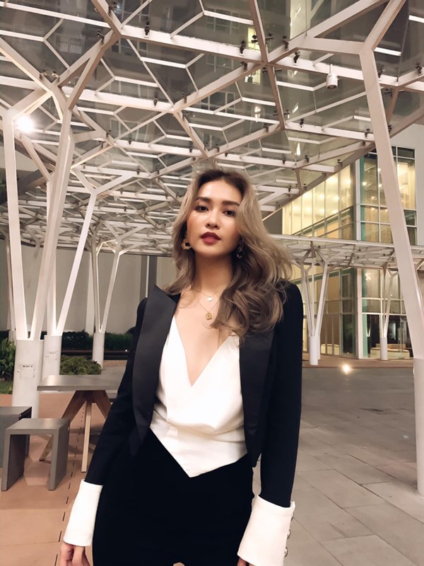 Sự thay đổi của dàn mỹ nhân từng ngụp lặn trong scandal: Khả Ngân, Kỳ Duyên gây dựng hình ảnh mới, bất ngờ nhất là Angela Phương Trinh-23