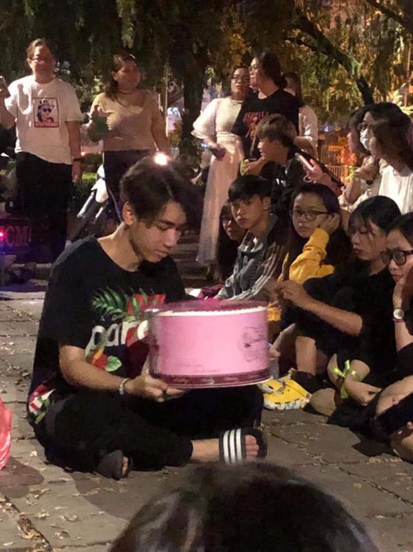 K-ICM lộ diện đầy rạng rỡ tại buổi tập duyệt chương trình giữa lúc rộ tin trầm cảm vì scandal-3