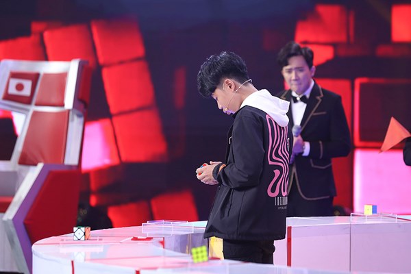 Cậu bé Việt 14 tuổi đại thắng siêu rubik Nhật Bản 29 tuổi ở Siêu trí tuệ-4