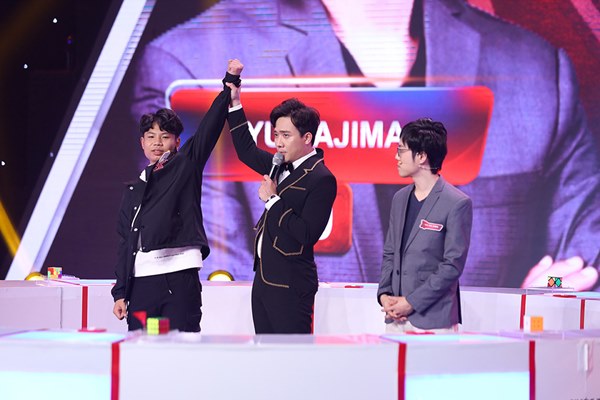 Cậu bé Việt 14 tuổi đại thắng siêu rubik Nhật Bản 29 tuổi ở Siêu trí tuệ-11