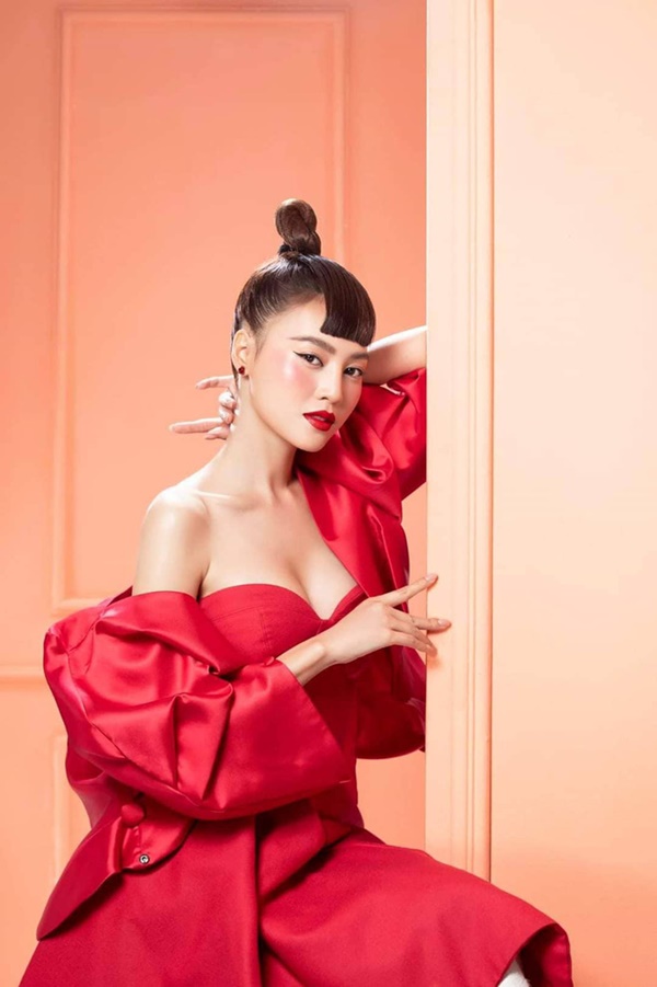 Lan Ngọc dạo này chăm hở quá, quyến rũ mà vẫn tinh tế khiến ai cũng mê-4