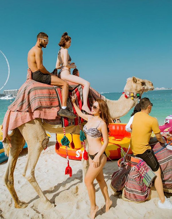 Ngọc Trinh diện bikini dạo biển Dubai-9