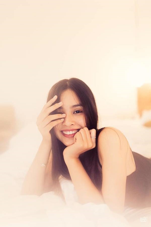 Tiểu Vy mặt mộc đẹp không tì vết, Lan Khuê gợi cảm tái xuất sau 1 tháng sinh con-4