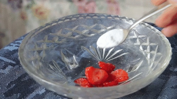 Trộn nước chanh với thứ này rồi chà lên răng, mảng bám hết sạch, răng vàng đến mấy cũng trắng sáng bất ngờ-4