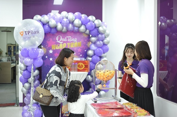 Gửi tiết kiệm TPBank, nhận 33.000 phần quà đón lộc đầu năm-1