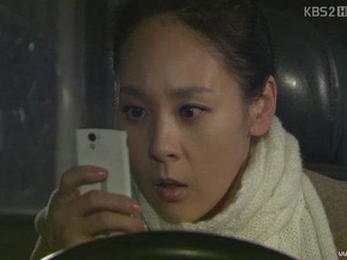 Ngồi im trong phòng ăn nghe lén cuộc nói chuyện của bố đẻ với bố chồng, tôi ngẩn người không hiểu sao bố lại nói vậy còn mẹ tôi thì giận tím mặt-2