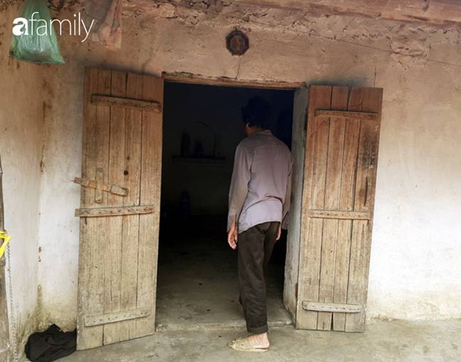 Tình yêu cháy bỏng của bà mẹ nghèo với cậu con trai tâm thần suốt hơn 30 năm-4