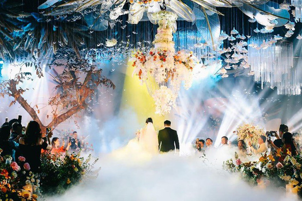 Chia sẻ của cô dâu trong đám cưới xa hoa 54 tỷ ở Quảng Ninh: Cưới là dịp đặc biệt nên gia đình cố gắng tổ chức sao cho ý nghĩa nhất-2