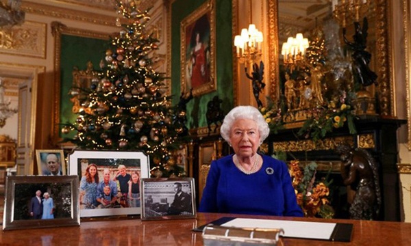 Vợ chồng Meghan Markle dính nghi án sắp bị loại khỏi gia đình Hoàng gia Anh bởi một loạt chi tiết bất thường-3