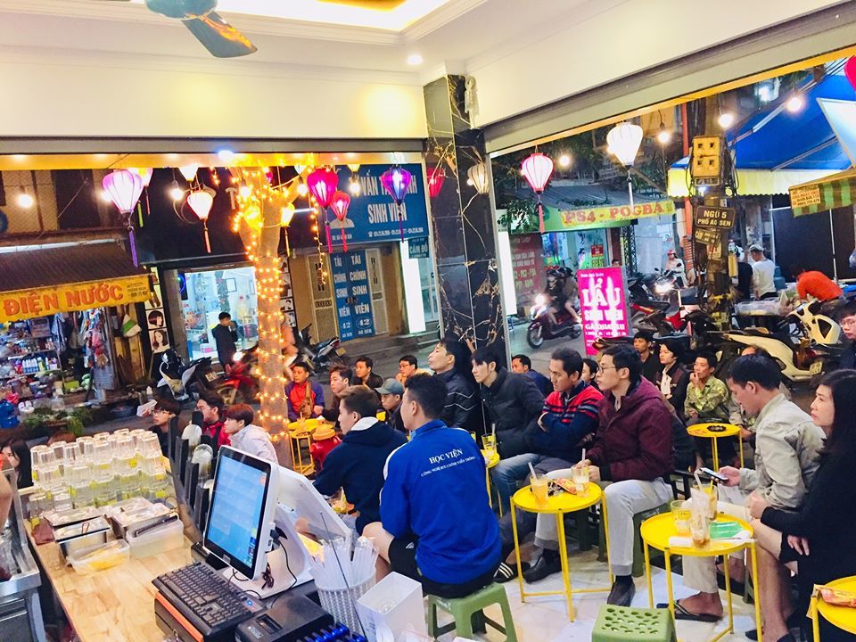 Ghế nhựa ngắm phố, cuộc chiến thay máu trên vỉa hè Hà Nội-2