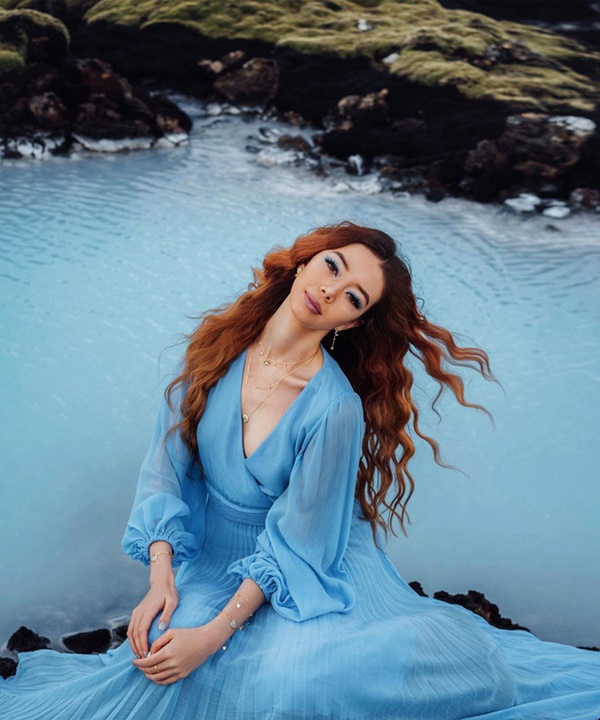 Choáng với nữ blogger kiếm 18 tỷ một năm nhờ đi du lịch khắp thế giới, đăng một bức ảnh nhận 240 triệu-2