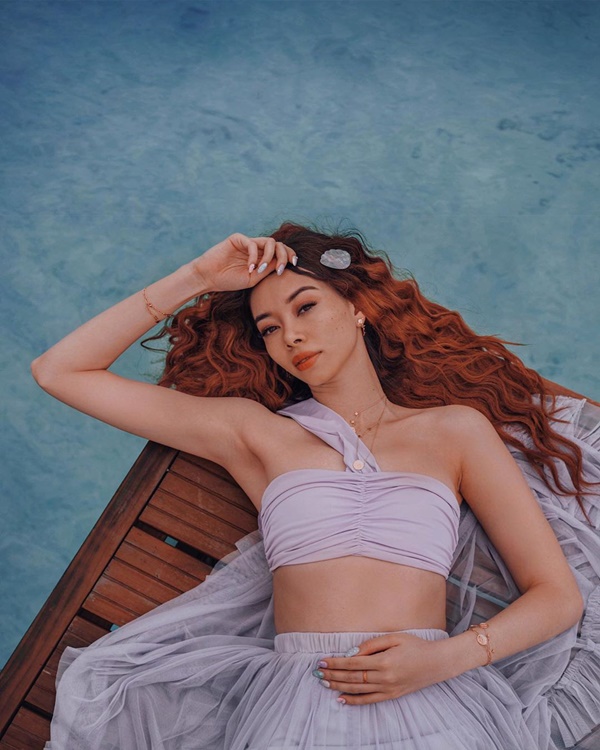 Choáng với nữ blogger kiếm 18 tỷ một năm nhờ đi du lịch khắp thế giới, đăng một bức ảnh nhận 240 triệu-22