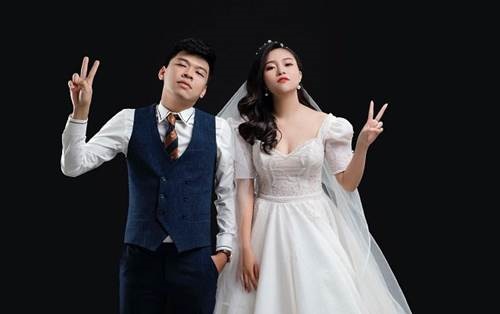 Diễn viên Trung Ruồi và bạn gái tổ chức đám cưới hoành tráng sau 3 năm hẹn hò-2