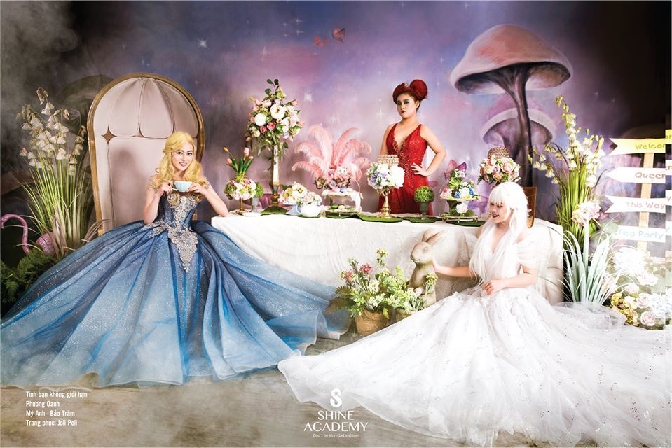 Thu Quỳnh khoe vòng 1 gợi cảm trong ảnh lịch đón năm mới-5