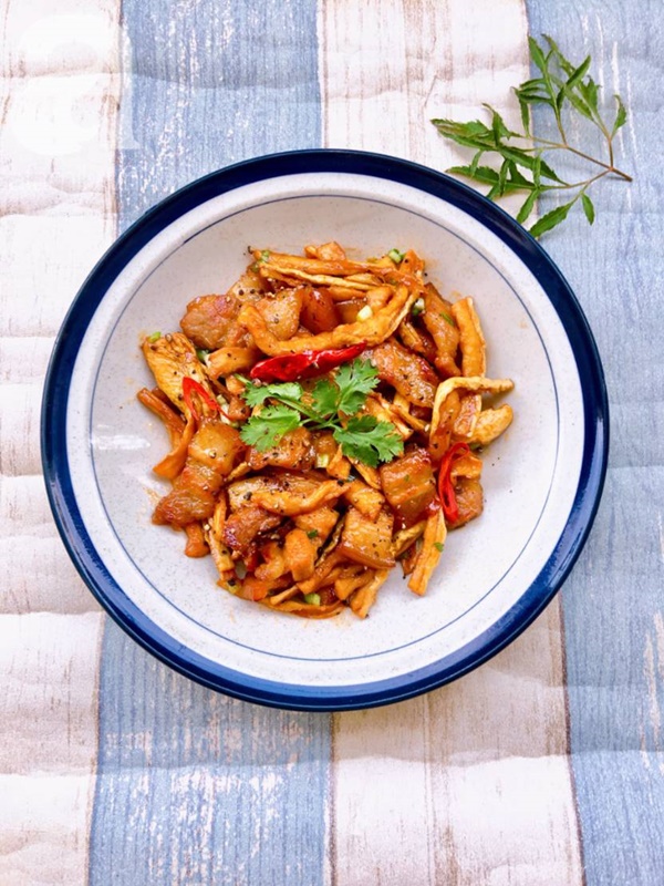 Mùa đông nhà tôi thường xuyên có món thịt ba chỉ rang kiểu này vì cả nhà ai cũng thích-7