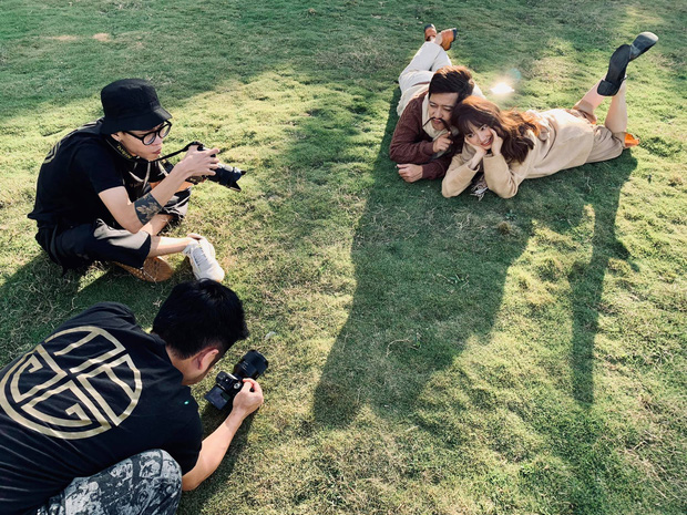 Nhã Phương - Trường Giang sau 1 năm cưới: Hiếm hoi chụp chung bộ ảnh, hậu trường thôi có cần tình và đẹp thế không?-2