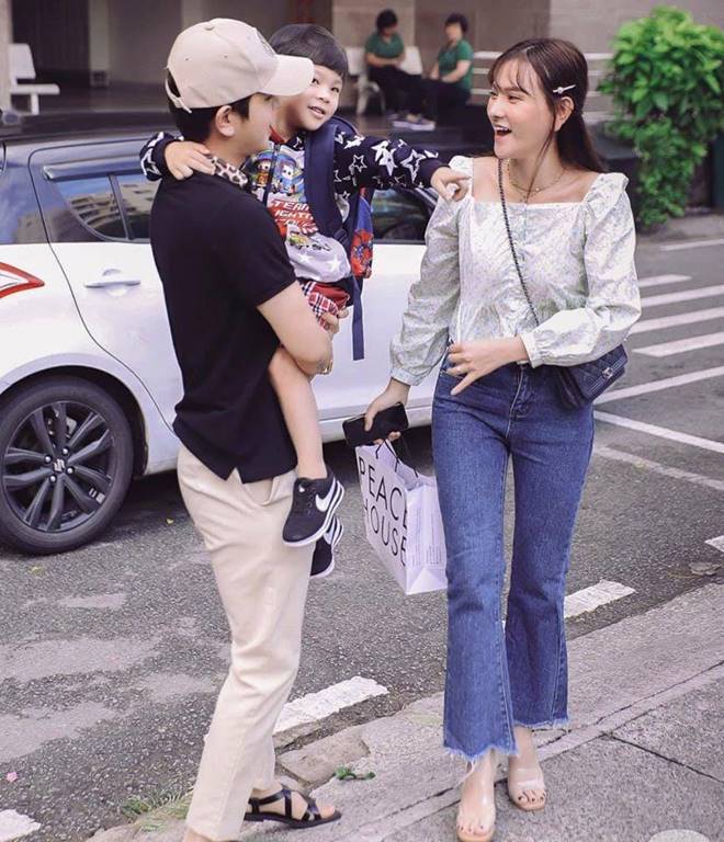 Hơn chồng tận 10 tuổi, Thu Thủy vẫn san bằng cách biệt tuổi tác chỉ bằng vài chiêu lên đồ-12