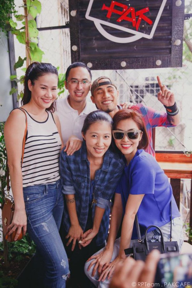 Hà Tăng khoe sắc bên bạn thân 10 năm: Đã U40 và là mẹ bỉm sữa vẫn không góc chết”, các chị ăn gì mà trẻ lâu thế?-3