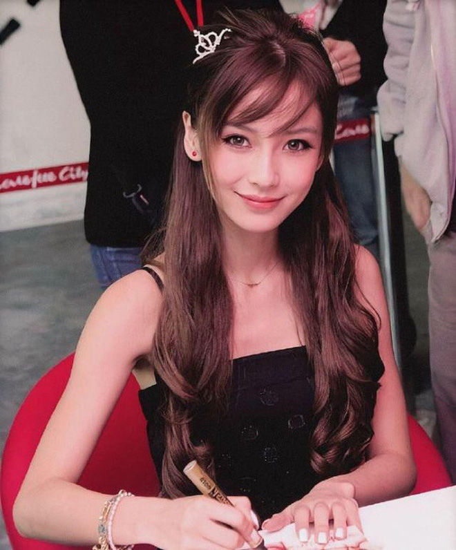 Tiết lộ số tiền năm 14 tuổi Angela Baby kiếm được từ nghề người mẫu, đến Ngô Diệc Phàm cũng phải tròn mắt ngạc nhiên-8